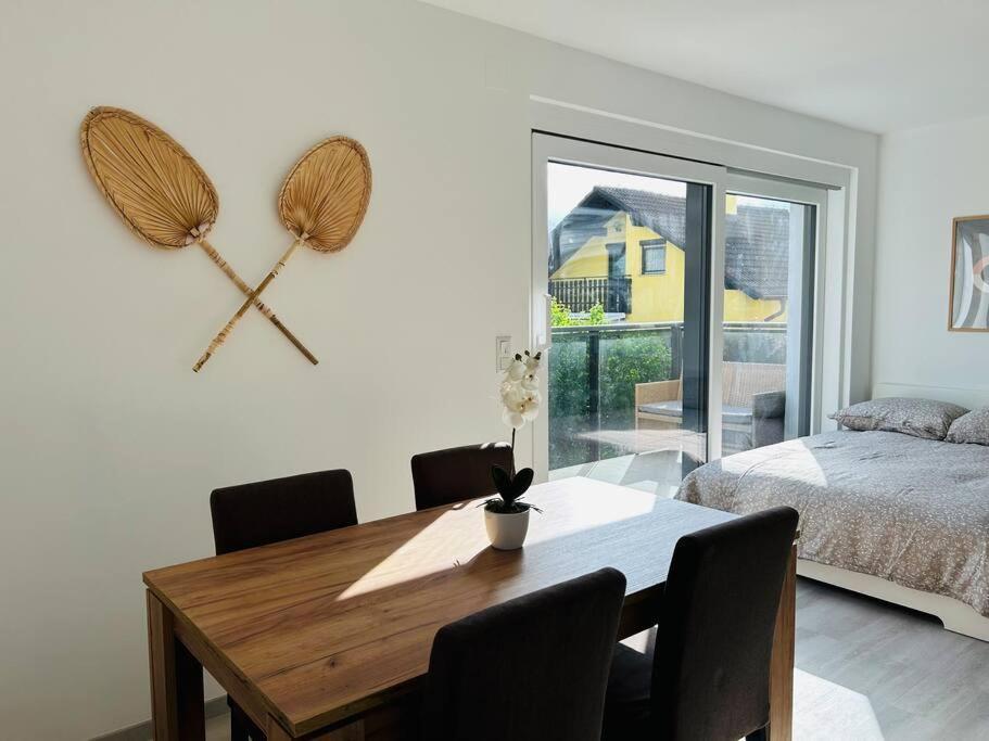 Sunny Modern Apartment With Balcony - Free Parking Виена Екстериор снимка